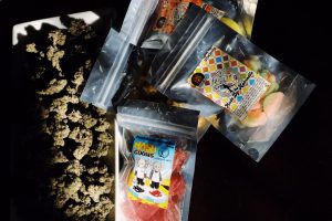Best Indica Gummies for Sleep: A Guide to Choosing the Right Nighttime Edible